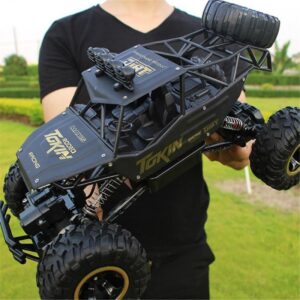 Off-road джип с дистанционно управление
